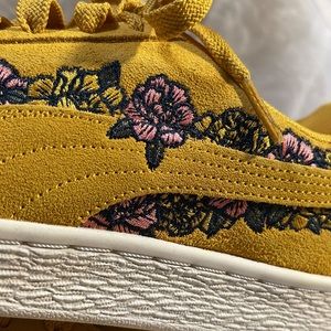 Puma Suede Embroidery Shoes